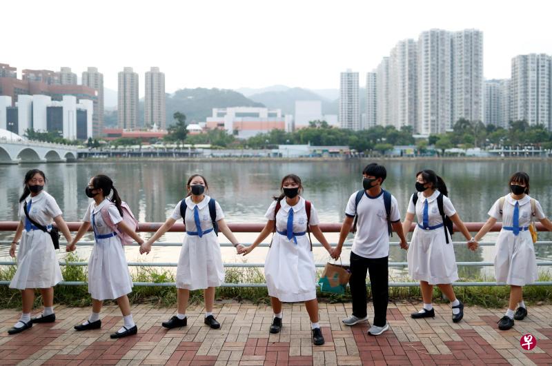【图集】香港30间中学沙田筑人链