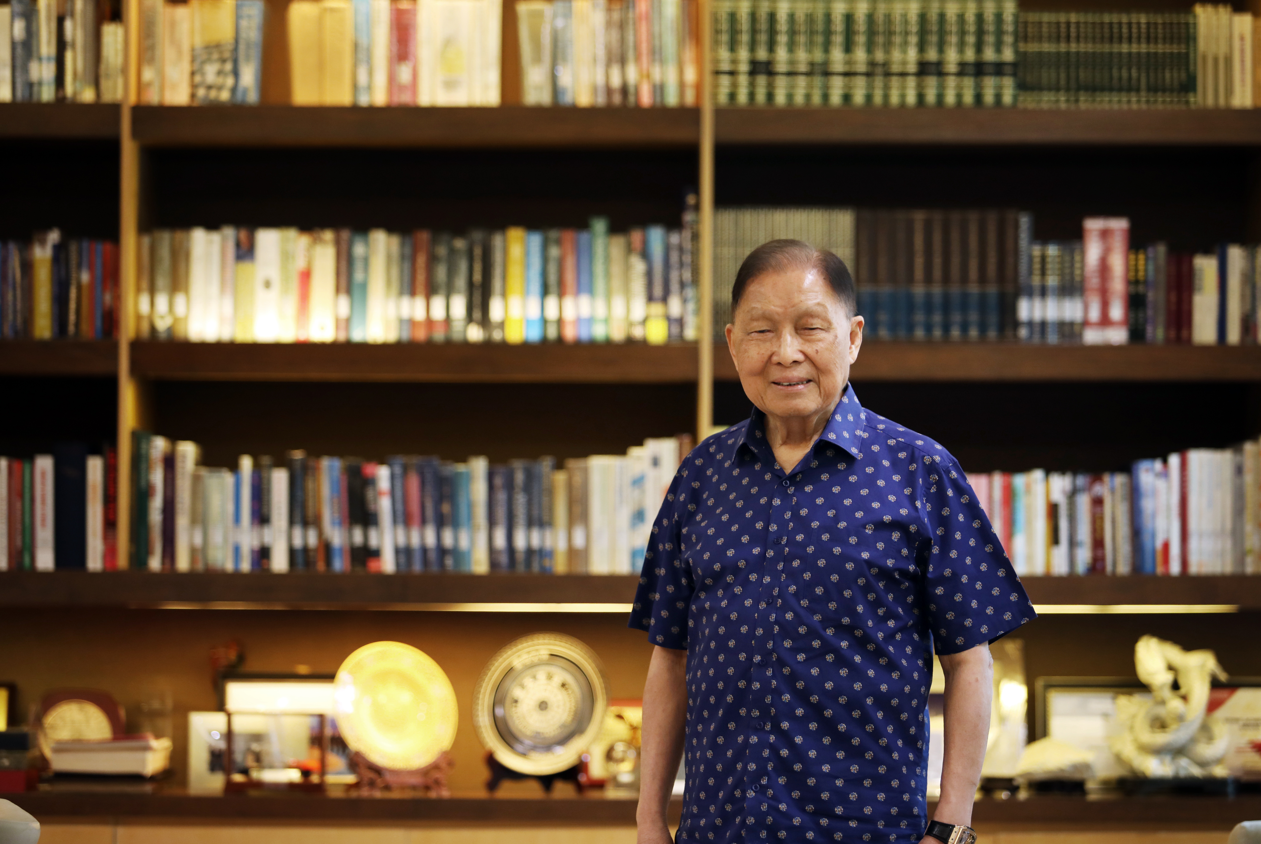 全球性挑战之下,印度尼西亚"钱王"李文正昨天呼吁亚细安各国团结一致