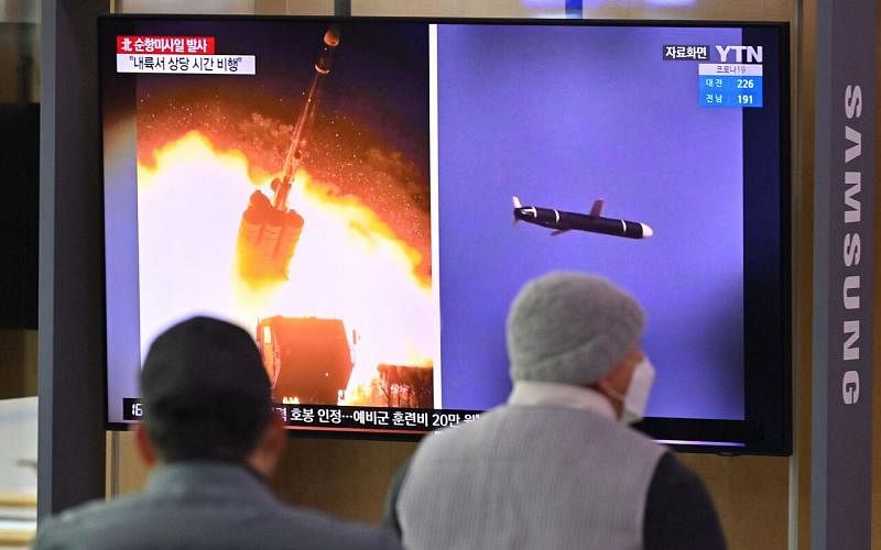 韩国军方表示，朝鲜周二也向东部海域发射了两枚巡航导弹。（法新社） 