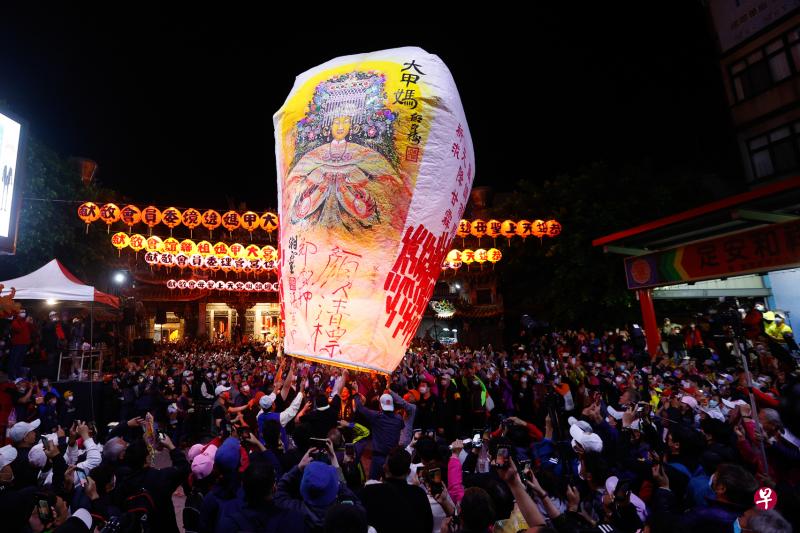 新闻 中国来源:联合早报 2021-04-11 05:00 标准 台湾大甲妈祖绕境