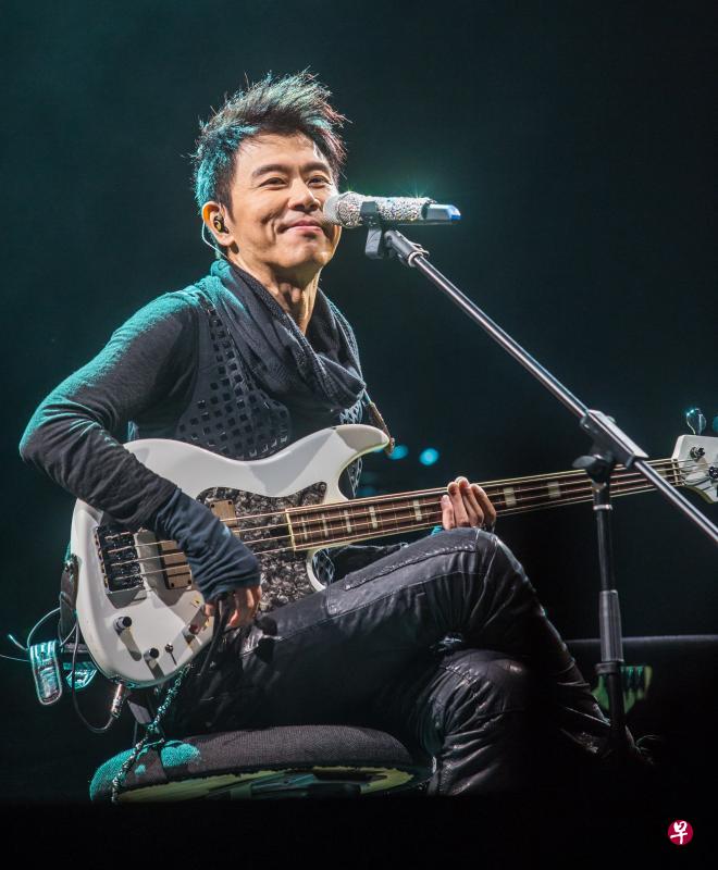 那些年,我自己追的伍思凯