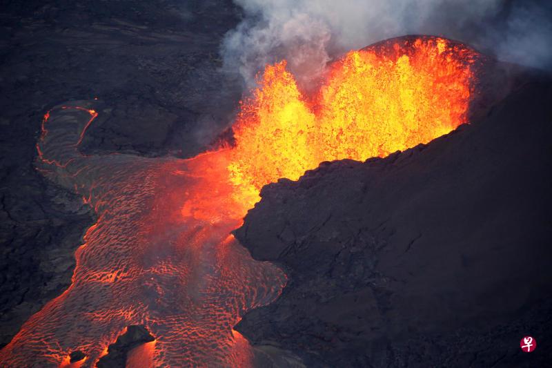 夏威夷火山熔岩摧毁数百栋滨海住宅
