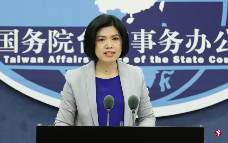 中国国务院台湾事务办公室新任发言人朱凤莲昨天首次公开亮相