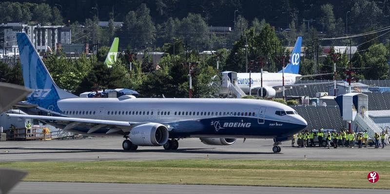 波音737max10飞机周五(6月18日)在西雅图地区进行首次航行(法新社)