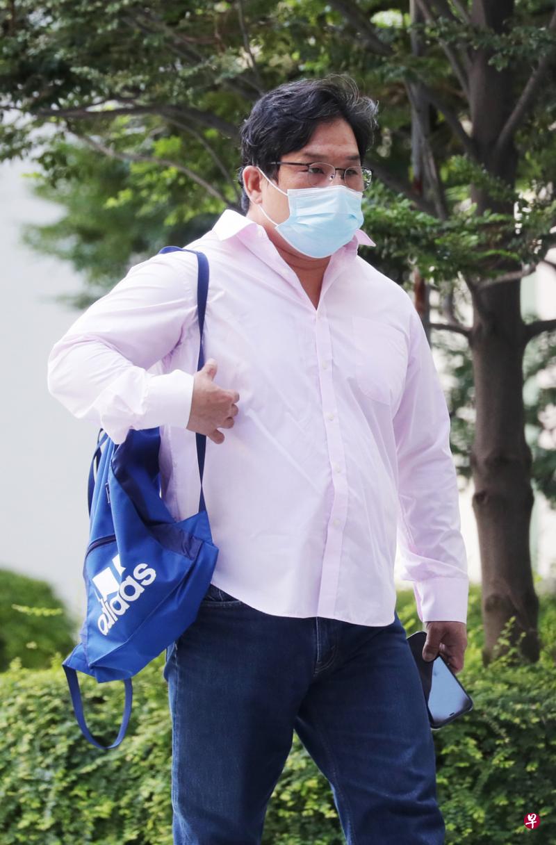 被告陈德金今早求情时称经济拮据,难以一次性缴清罚款,希望法官允许他